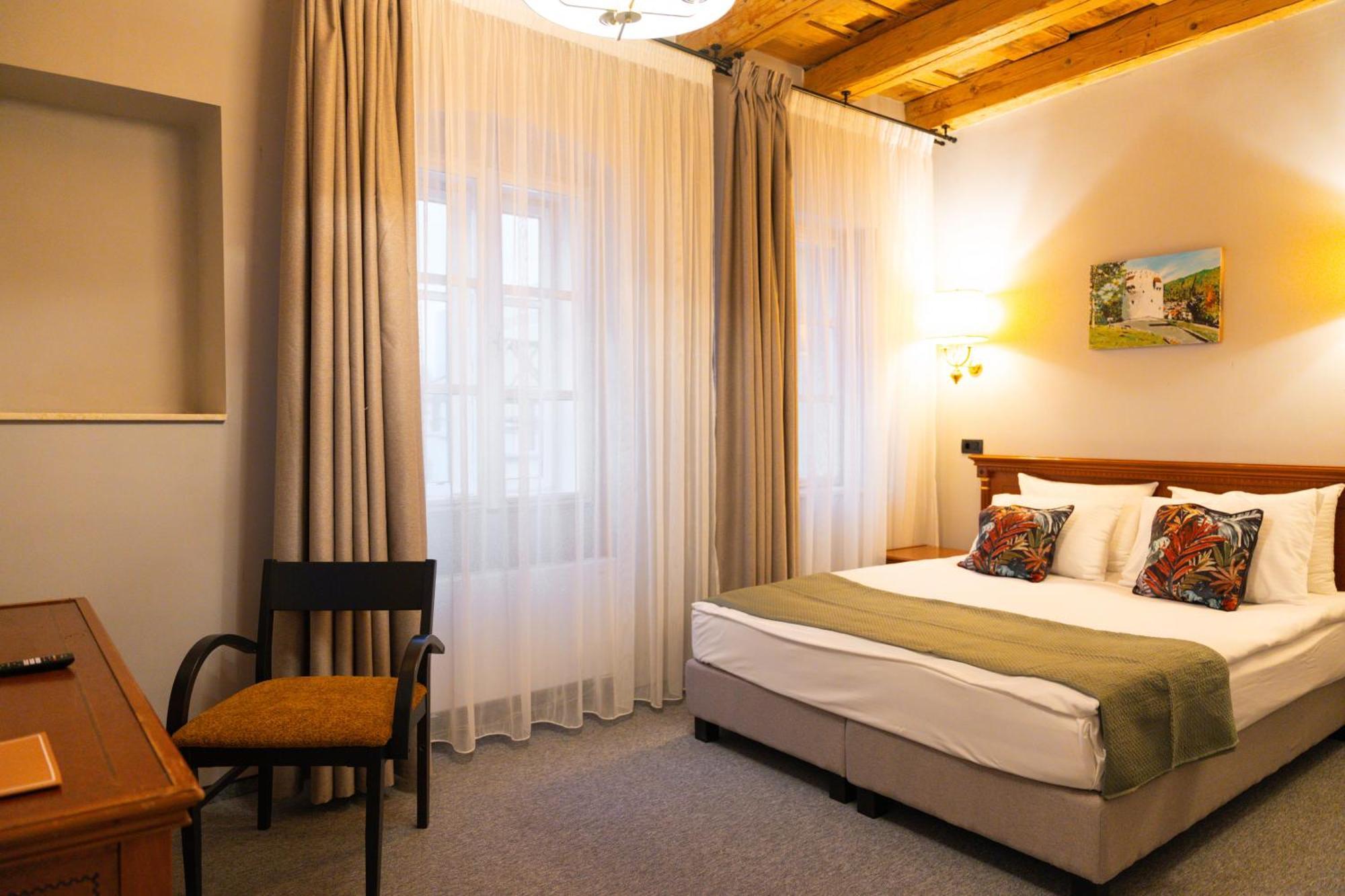 Epic Rooms Brașov Exterior foto