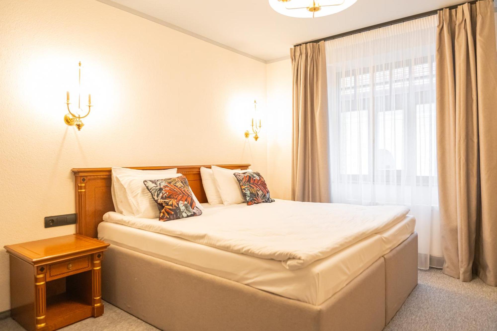 Epic Rooms Brașov Exterior foto